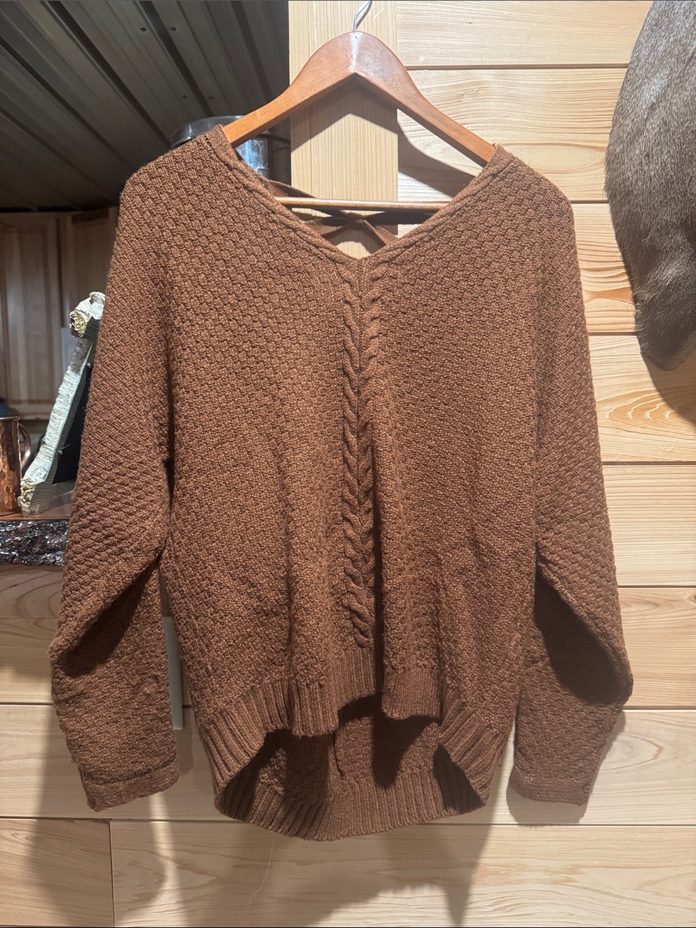 Relaxed V-Neck Cable Knit Sweater in Rich Brown